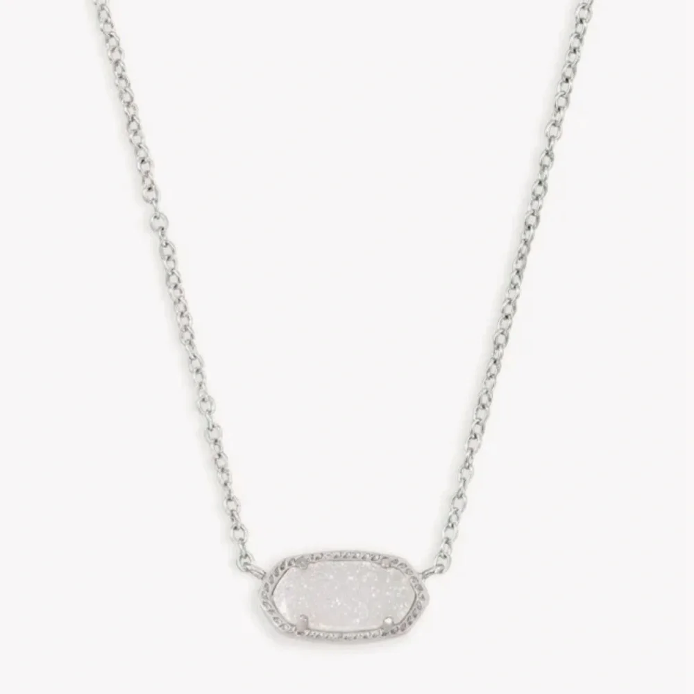 Kendra Scott Elisa Silver Pendant Necklace in Iridescent Drusy - Picture 2 of 6